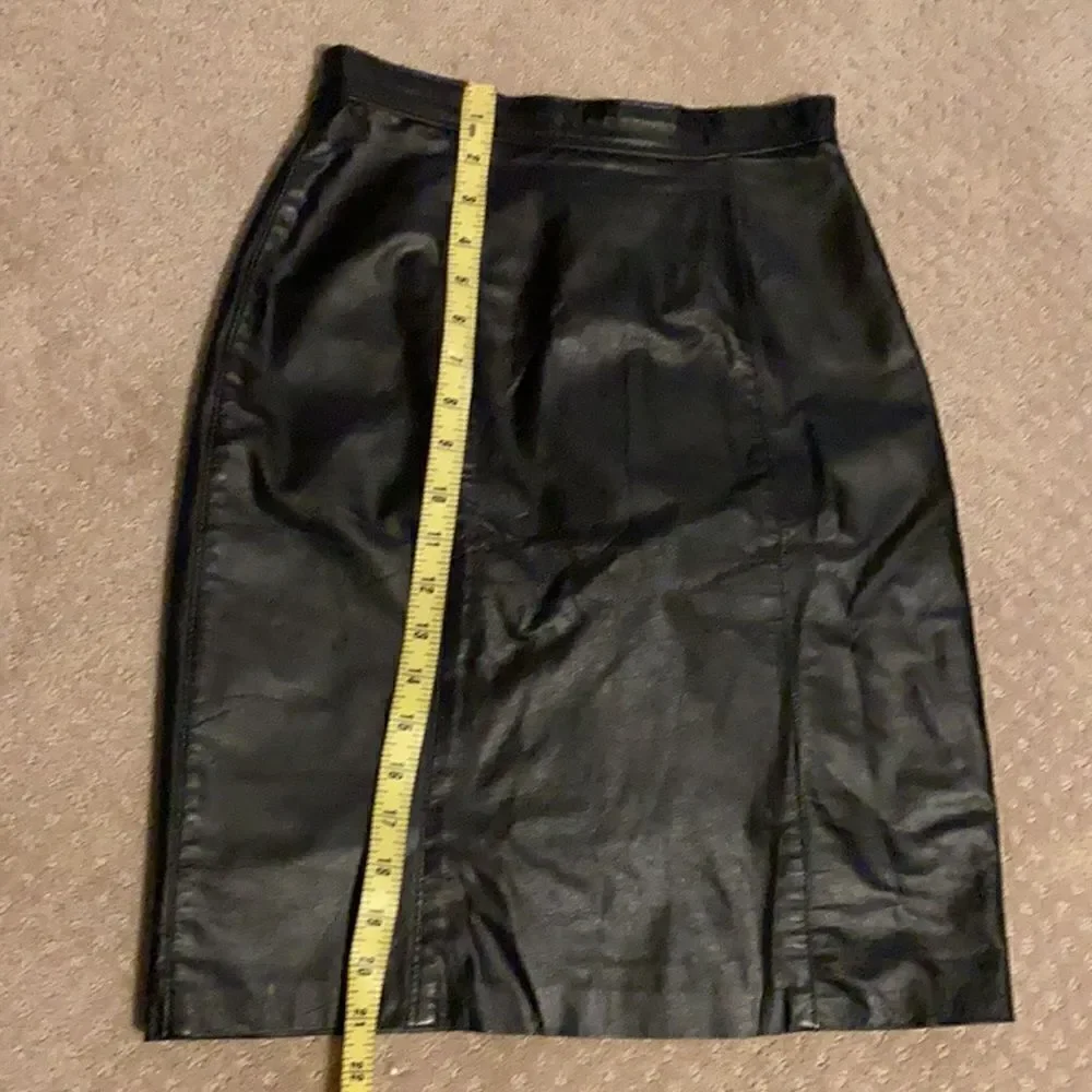Comint Genuine Leather Pencil Skirt – Black – Size 5/6 – Made in Argentina